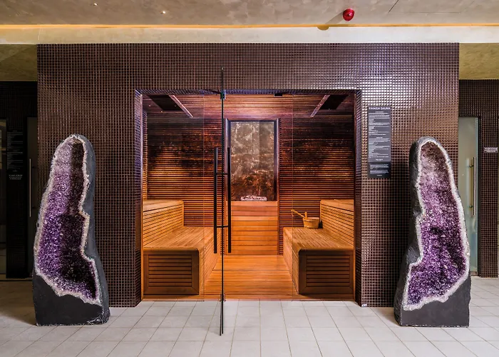 Kronwell Brasov Hotel